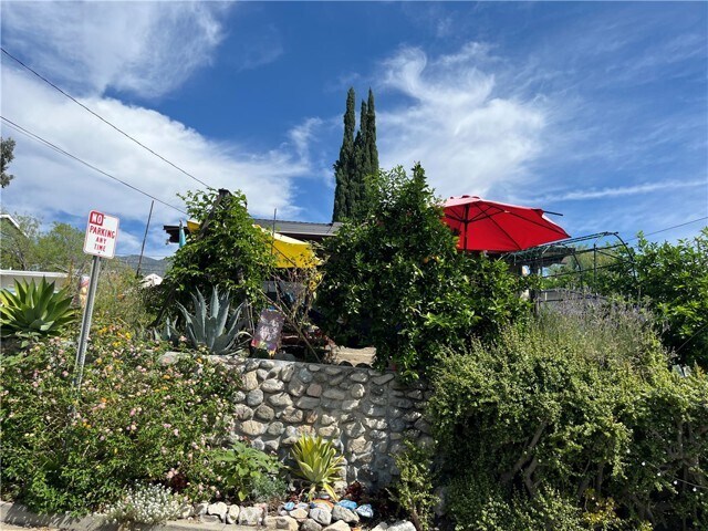 Building Photo - 3633 4th St