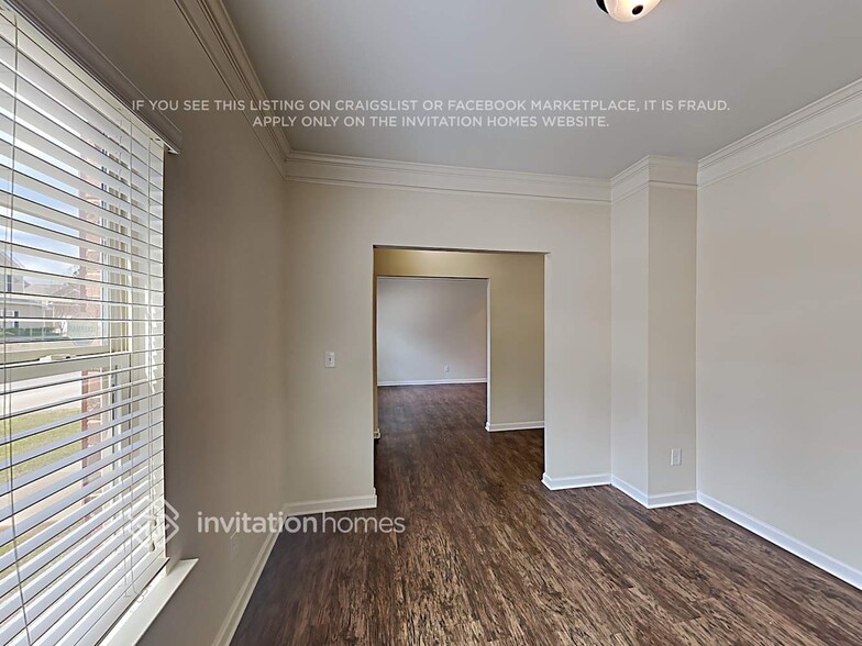 Building Photo - 4810 Medlock Trail Ct SW