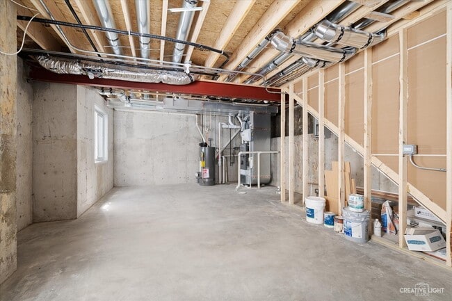 Building Photo - 2S920 Hickory Ln