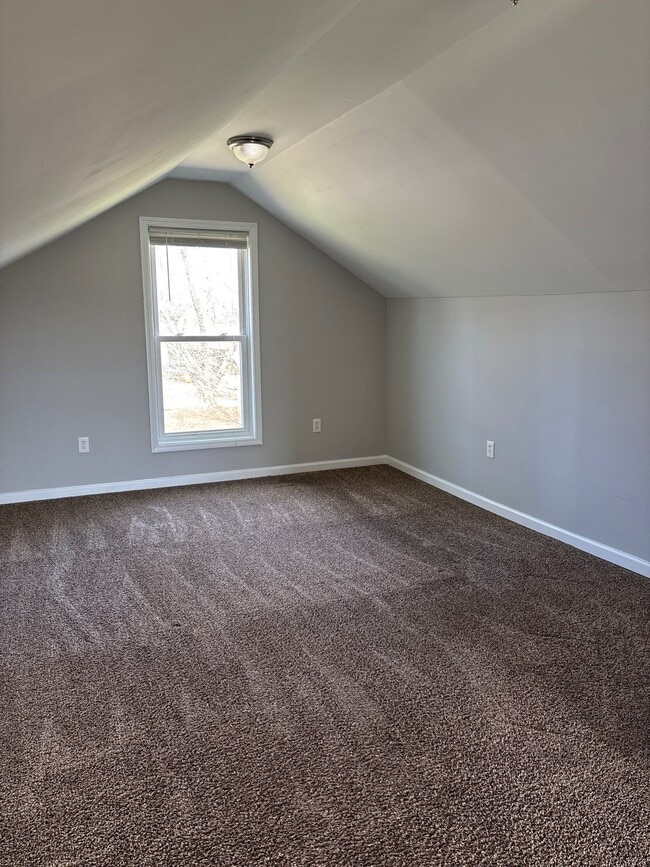 Building Photo - 159 Ervin Ln