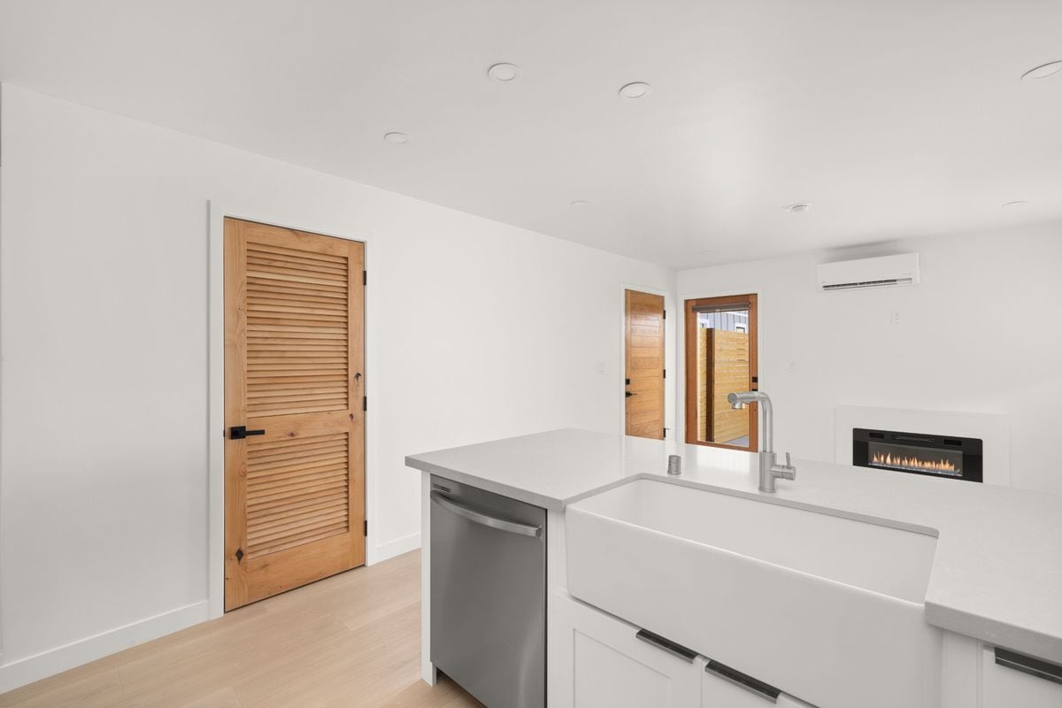 Building Photo - 316 Prospect Ave