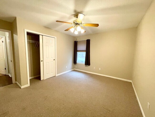 Building Photo - Charming 3-Bedroom Oasis in Round Rock