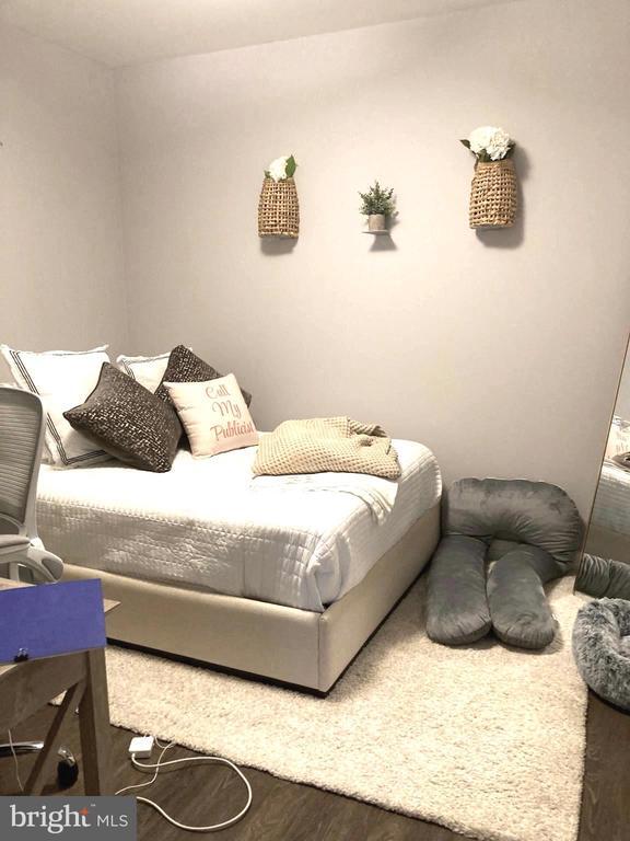 Building Photo - 1600 Arch St