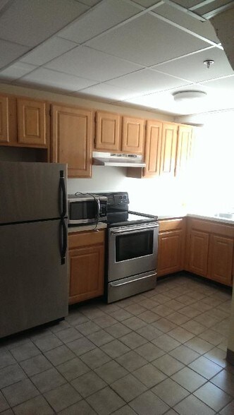 Building Photo - 1622 Massachusetts Ave