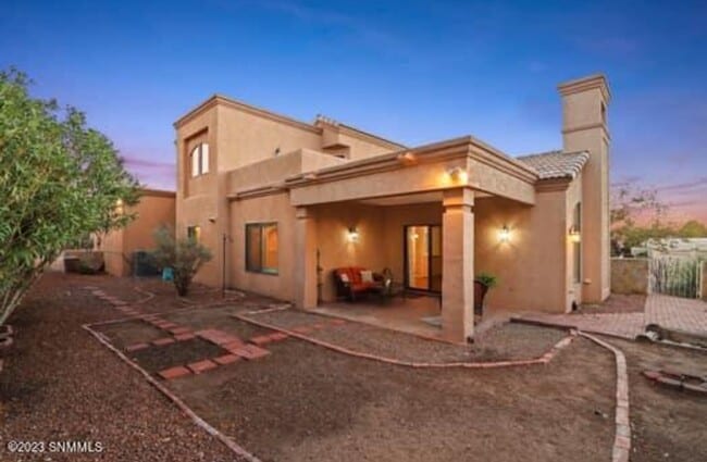 Building Photo - $500 off first months rent, Gorgeous Home ...