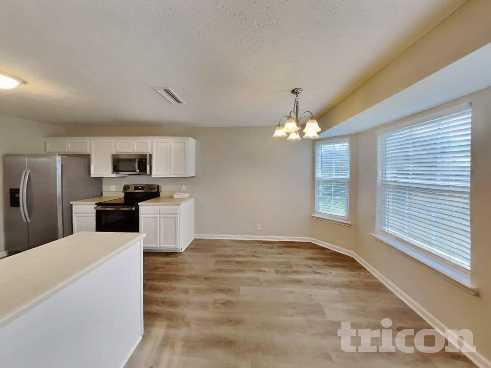 Building Photo - 1116 S Hampton Cl