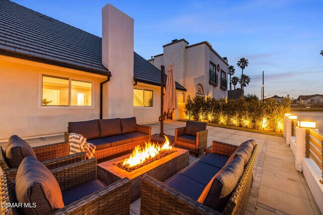 Building Photo - 5113 Whitecap St