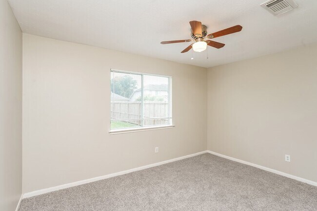 Building Photo - 710 Danbury Park Ln