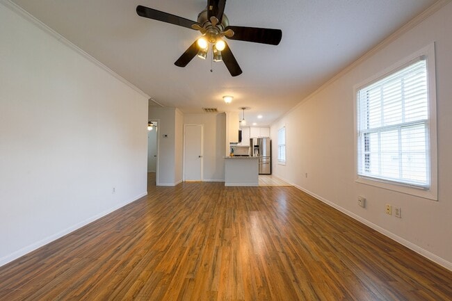 Building Photo - 1410 Herkimer St