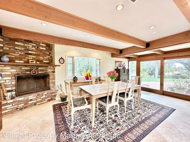 Building Photo - 3 br, 2.5 bath House - 4267 Sleeping India...