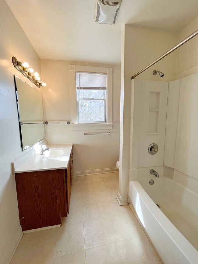 Building Photo - 1315-1317 North 18th Street