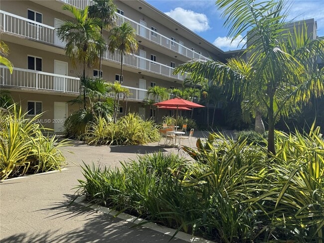 Building Photo - 7703 Camino Real