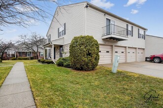 Building Photo - $1550 2 bedroom town house