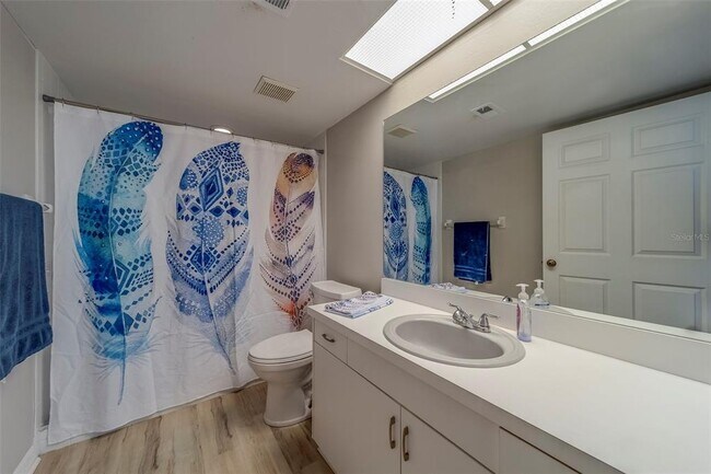 Building Photo - 9510 Harbor Greens Way