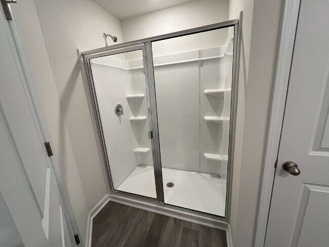 Building Photo - 228 Canopy Dr