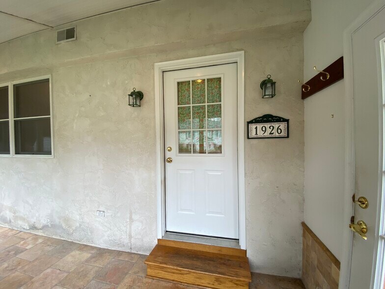 Entrance from Porch - 1926 Sugar Bottom Rd