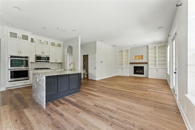 Building Photo - 8555 Bowden Way