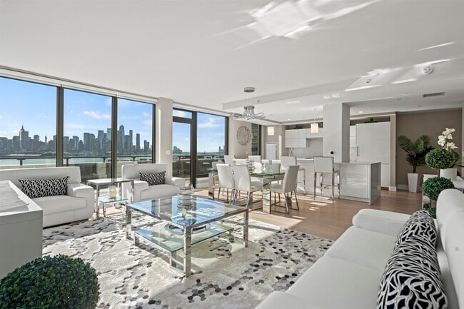 Primary Photo - 9 Ave at Port Imperial