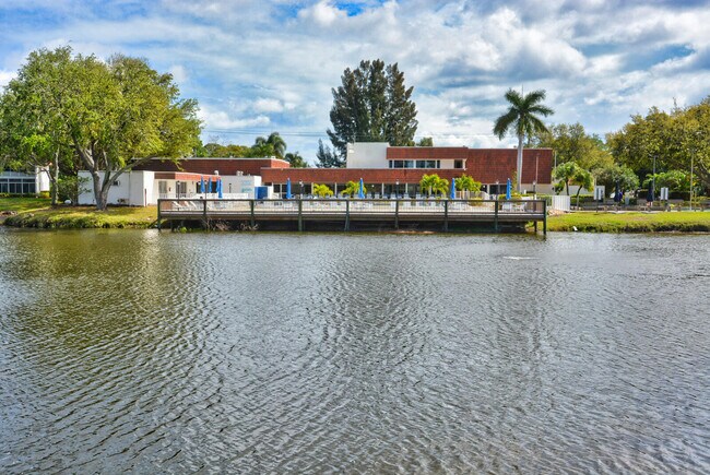 Building Photo - 1225 NW 21st St