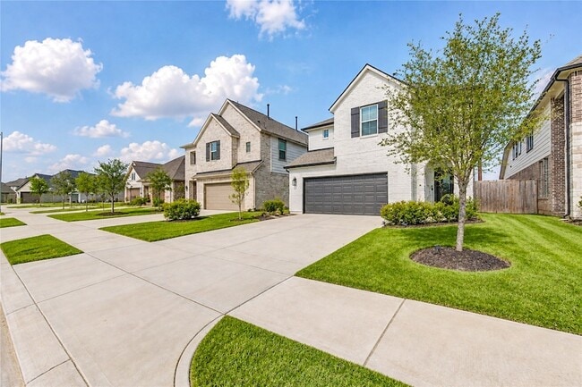 Building Photo - 10514 Skyward Est Trl