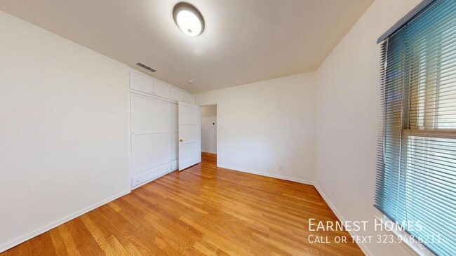 Building Photo - 8447 Wheatland Ave