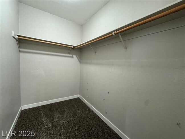 Building Photo - 3231 Ocean Spray Ct