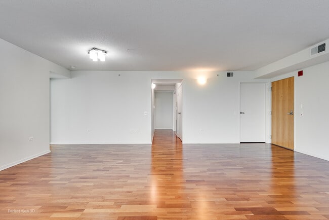 Building Photo - 9725 Woods Dr