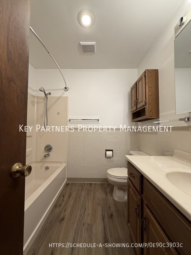 Building Photo - 6524 W 51st St