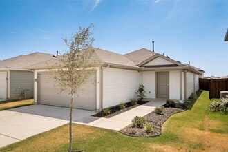Building Photo - 5509 Flannel Ln