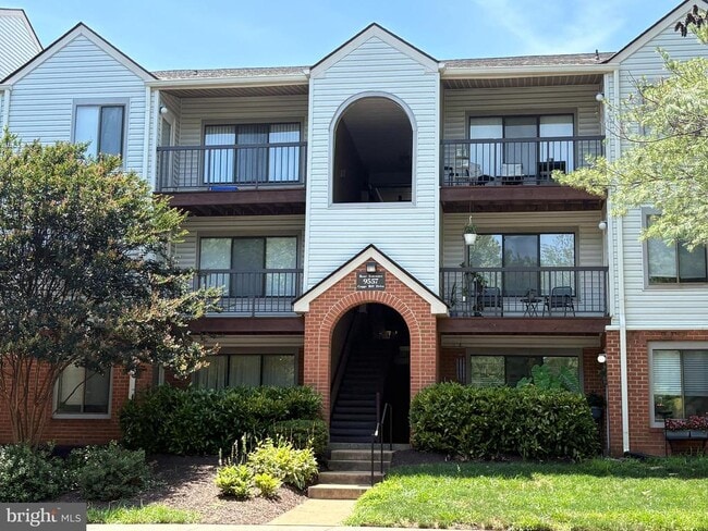Building Photo - 9557 Coggs Bill Dr