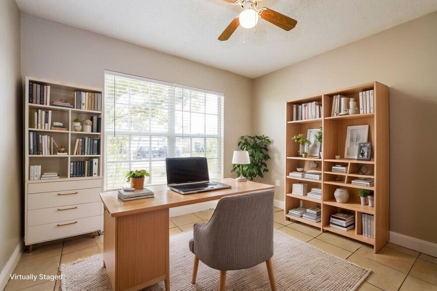 Building Photo - 870 Jarnac Dr