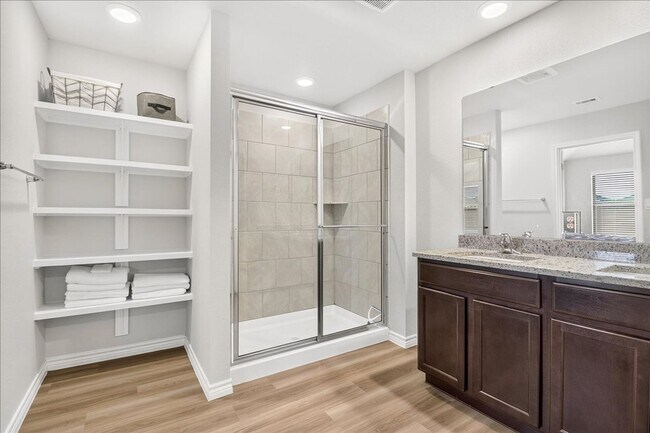 Building Photo - 1638 Comfy Wy