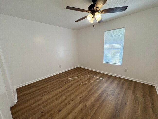 Building Photo - 2941 Shenandoah Dr