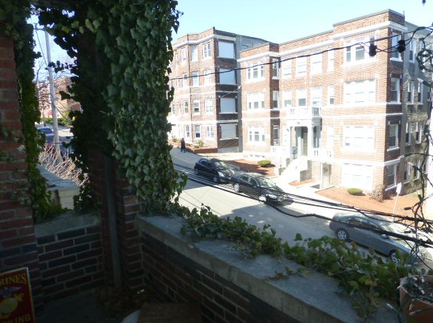 Building Photo - 120 Brainerd Rd
