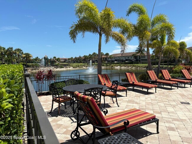 Building Photo - 77 Montecito Dr