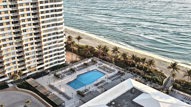 Building Photo - 1980 S Ocean Dr