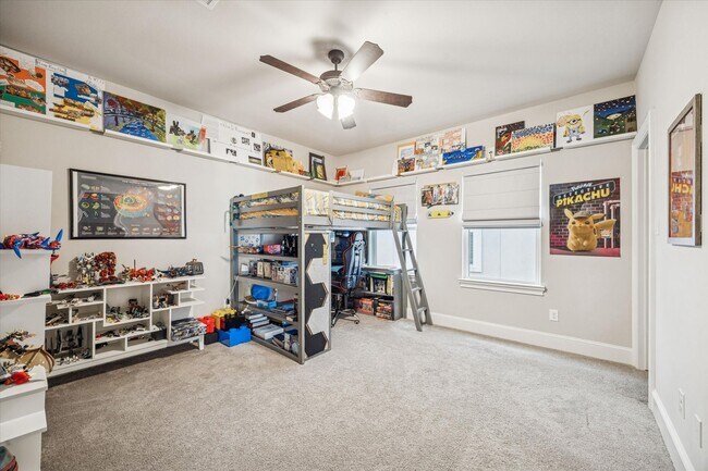 Building Photo - 618 Pink Azalea Trail