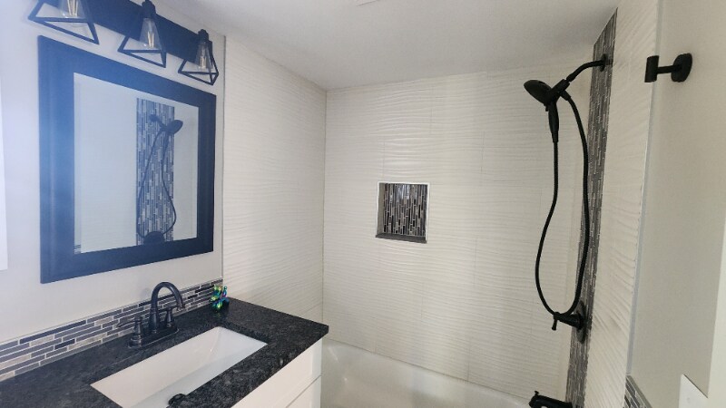 Building Photo - 8054 Ortonville Rd