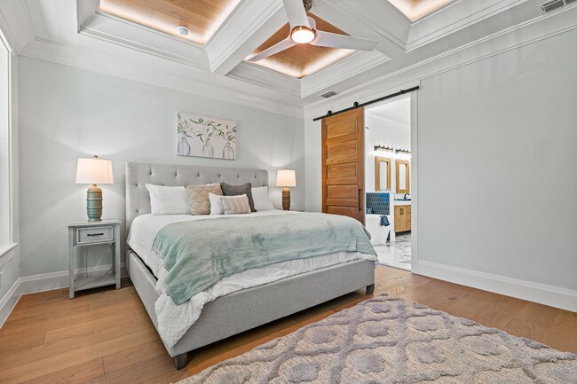 Building Photo - 202 NE 2nd Ave