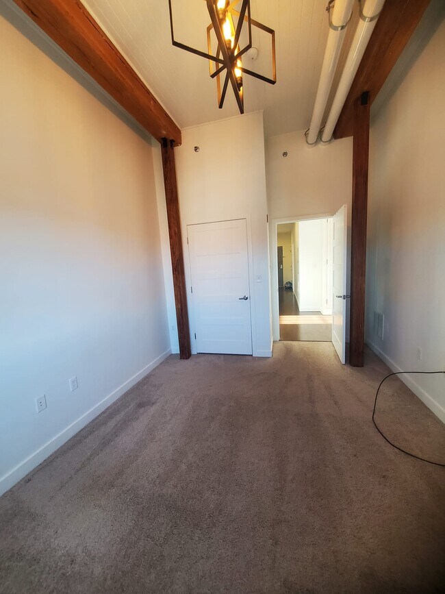 Building Photo - 48 Water St