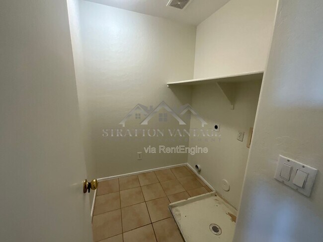 Building Photo - 12405 W Scotts Dr