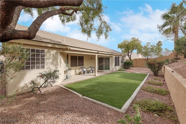 Building Photo - 1789 Castro Hill Ave