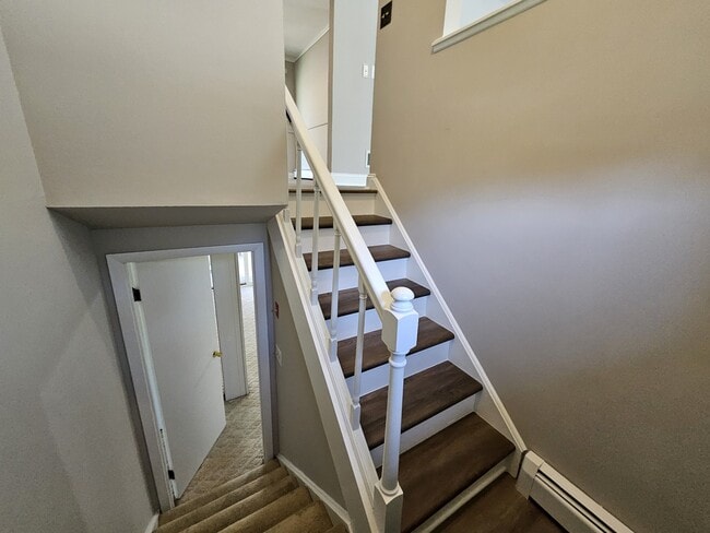 Building Photo - 4738 Grand Valley Rd