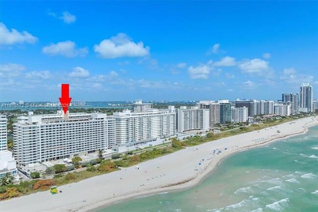 Building Photo - 5555 Collins Ave