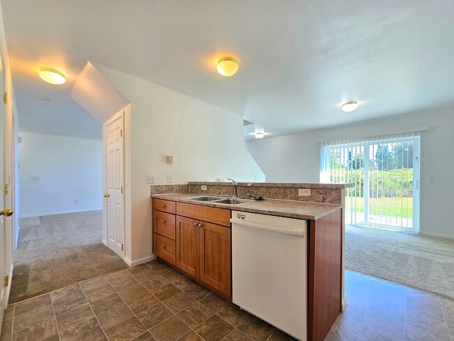 Building Photo - 1205 Frontier Cir E