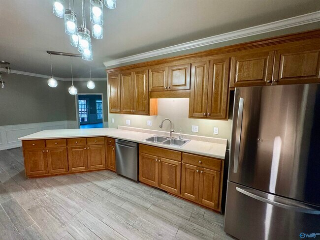 Building Photo - 2316 Little Cove Rd