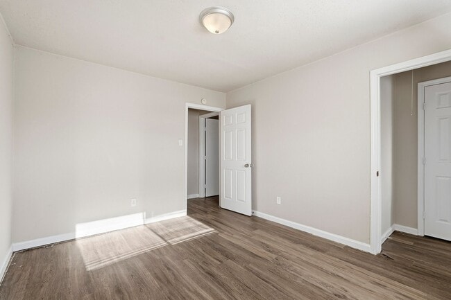 Building Photo - 11202 Sagehill Dr