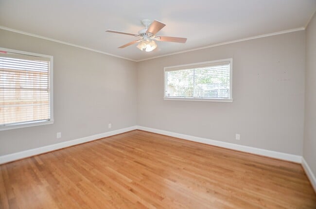 Building Photo - 5421 Pagewood Ln