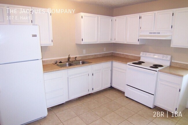 Building Photo - 107 E. Hart-