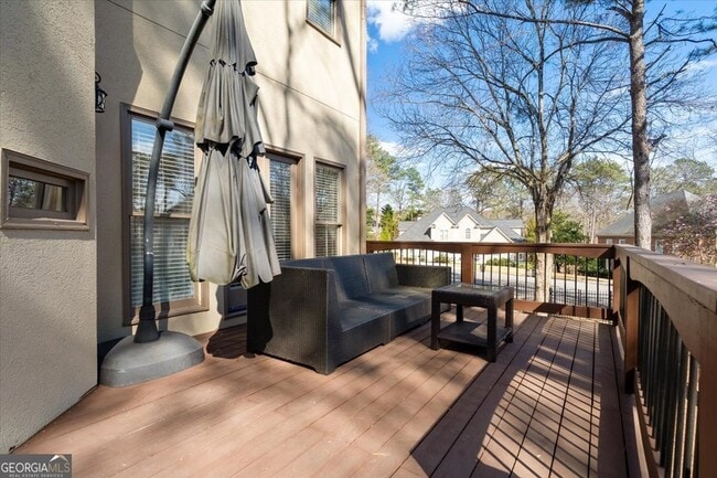 Building Photo - 530 Slane Trce